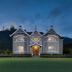 The Bellwood Manor Hotel