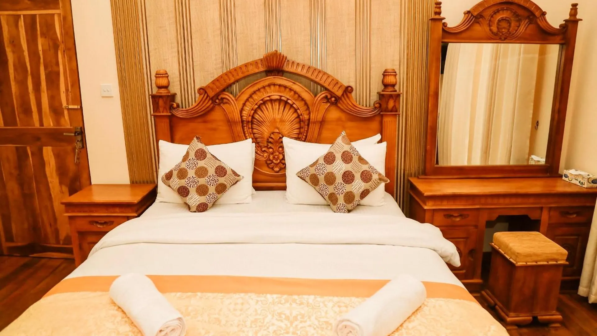 Alben Castle Glenfall Nuwara Eliya Hotel